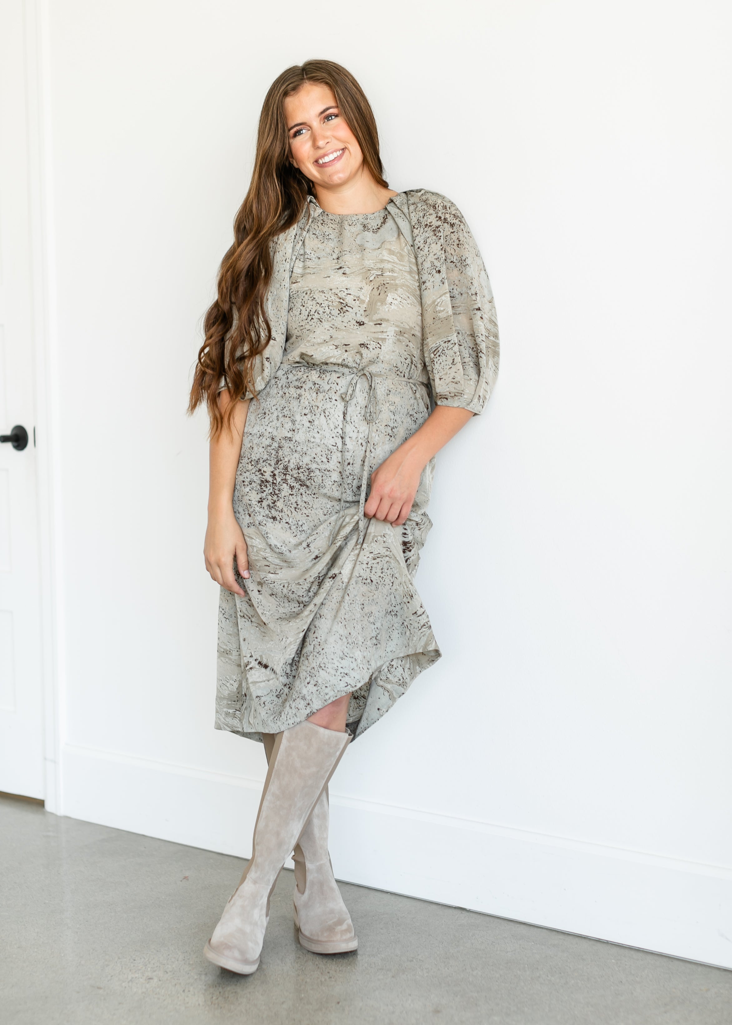 Belted 3/4 Sleeve Printed Satin Midi Dress