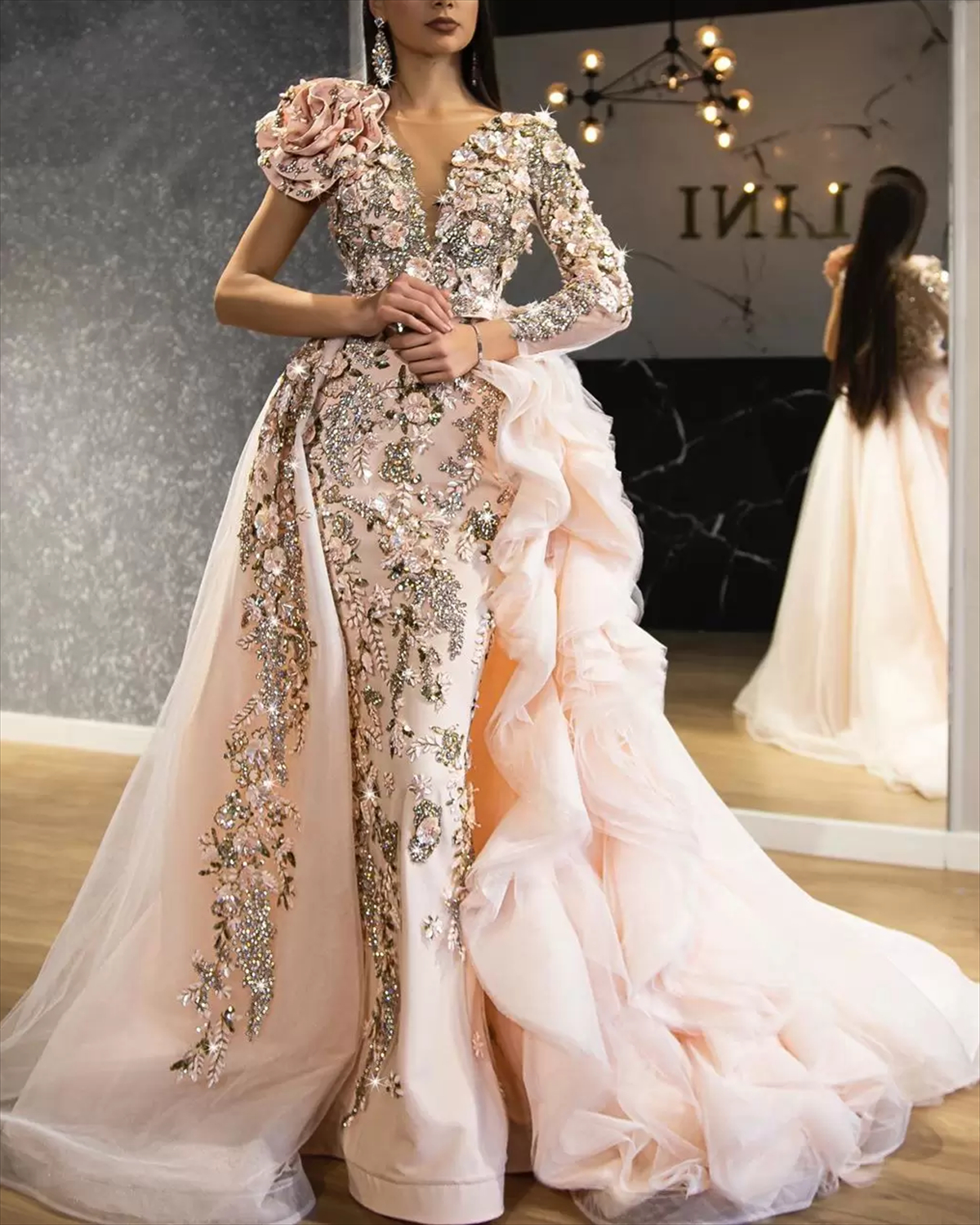 Fashion Sequins Embroidery Prom Dress